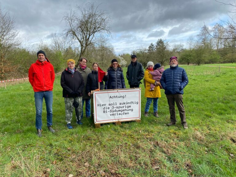 2. Wahlkampfaktion zur Europa-Wahl: Spaziergang im Andrea-Hilse-Park in Burgstemmen zum März-Thema Umwelt